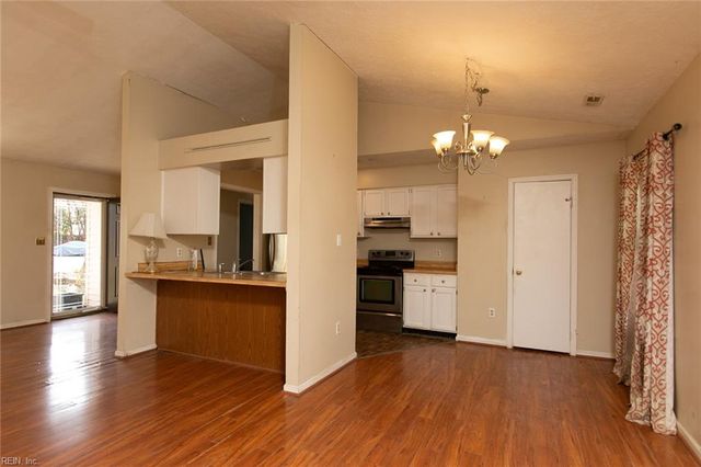 241 Batson DR, Newport News, VA 23602