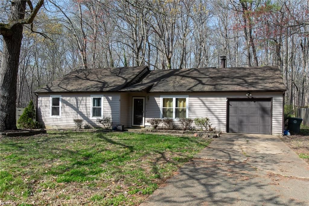 241 Batson DR, Newport News, VA 23602