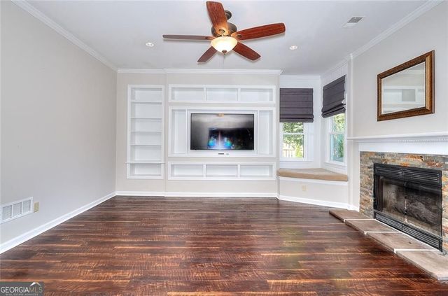 10590 Stonepoint Place, Johns Creek, GA 30097