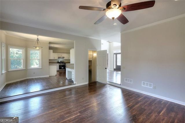 10590 Stonepoint Place, Johns Creek, GA 30097