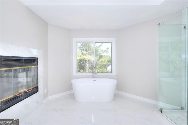 10590 Stonepoint Place, Johns Creek, GA 30097