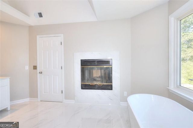 10590 Stonepoint Place, Johns Creek, GA 30097