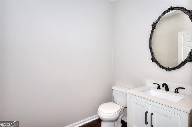 10590 Stonepoint Place, Johns Creek, GA 30097