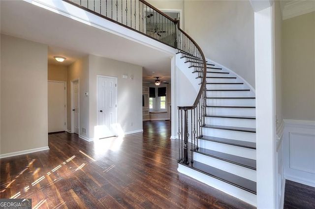 10590 Stonepoint Place, Johns Creek, GA 30097