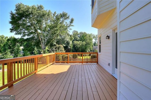 10590 Stonepoint Place, Johns Creek, GA 30097