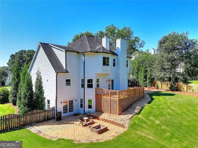 10590 Stonepoint Place, Johns Creek, GA 30097