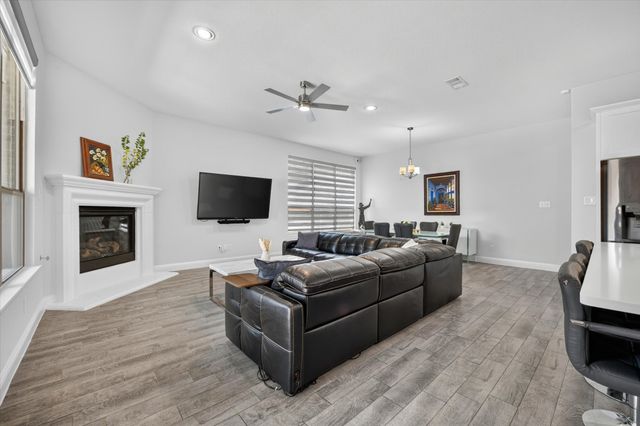 12728 Royal Oaks Lane, Farmers Branch, TX 75234