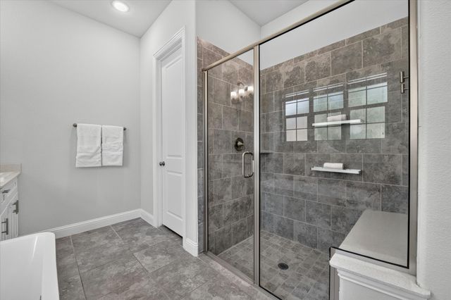 12728 Royal Oaks Lane, Farmers Branch, TX 75234