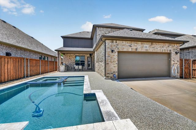 12728 Royal Oaks Lane, Farmers Branch, TX 75234