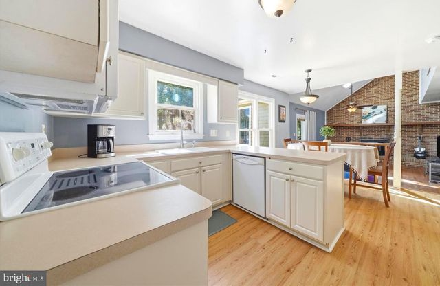 3504 FOX RIDGE RD, Waldorf, MD 20601