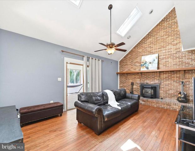 3504 FOX RIDGE RD, Waldorf, MD 20601