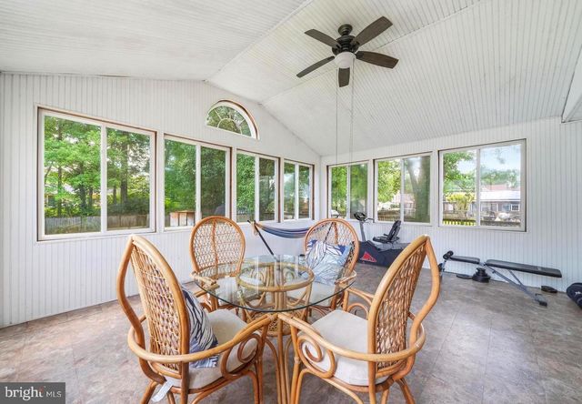 3504 FOX RIDGE RD, Waldorf, MD 20601