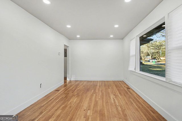 2213 Sharon Way, Decatur, GA 30032