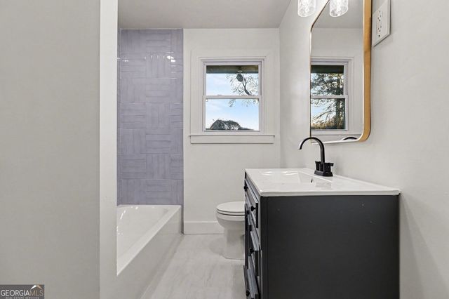 2213 Sharon Way, Decatur, GA 30032