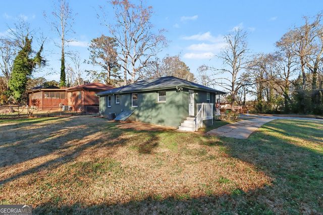 2213 Sharon Way, Decatur, GA 30032