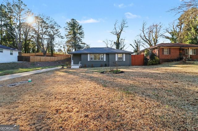 2213 Sharon Way, Decatur, GA 30032