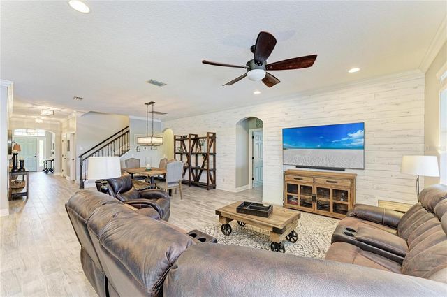 751 129TH STREET NE, Bradenton, FL 34212