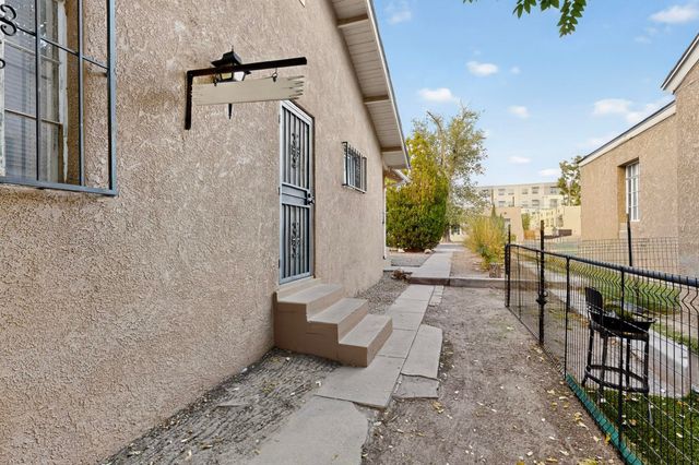 816 LEAD Avenue SW, Albuquerque, NM 87102