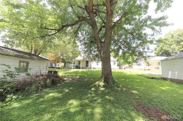 108 March Drive, Collinsville, IL 62234