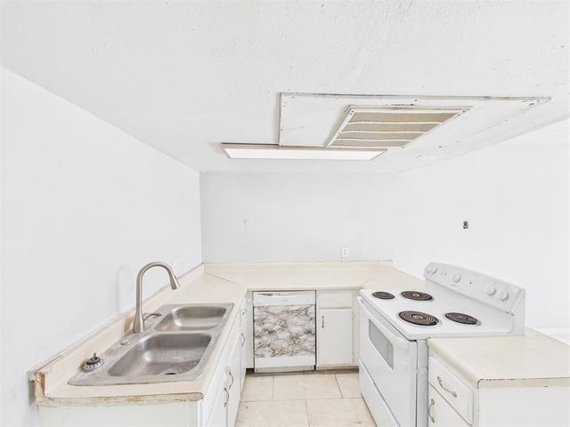 401 SE 12th Avenue 208, Norman, OK 73071