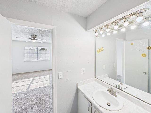 401 SE 12th Avenue 208, Norman, OK 73071