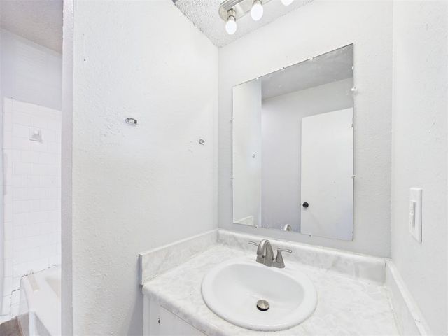 401 SE 12th Avenue 208, Norman, OK 73071