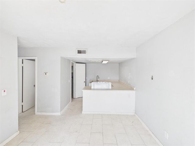 401 SE 12th Avenue 208, Norman, OK 73071