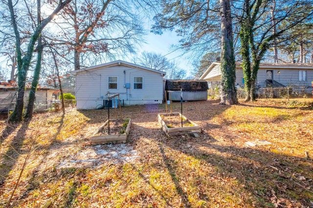 73 Purdue Circle, Little Rock, AR 72204