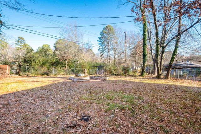 73 Purdue Circle, Little Rock, AR 72204