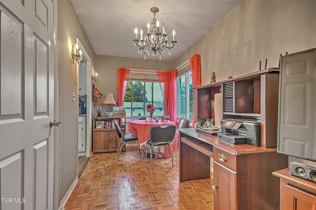 2405 Melborne Drive, Johnson City, TN 37601