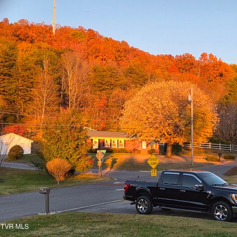 2405 Melborne Drive, Johnson City, TN 37601