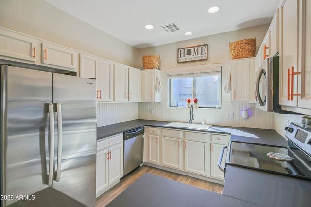 323 S TRAVIS --, Mesa, AZ 85208