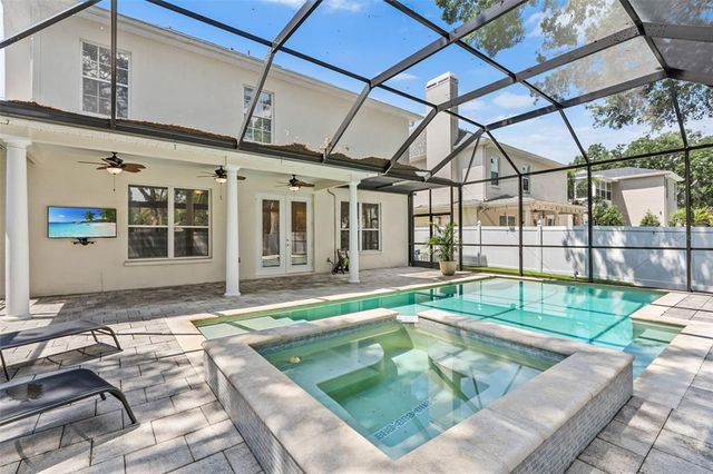 3117 W KNIGHTS AVENUE, Tampa, FL 33611