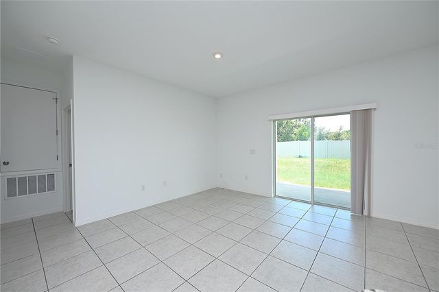 685 CROWN ROSE DRIVE, Eagle Lake, FL 33839