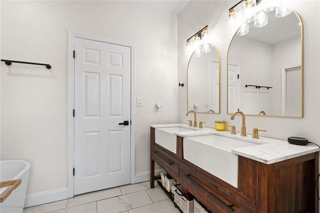 386 Waterfront Drive, Mcdonough, GA 30253