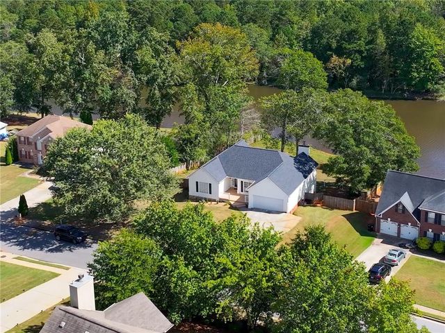 386 Waterfront Drive, Mcdonough, GA 30253
