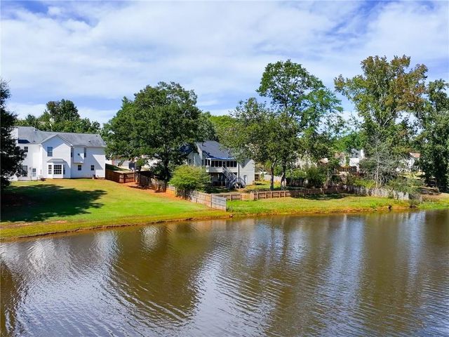 386 Waterfront Drive, Mcdonough, GA 30253