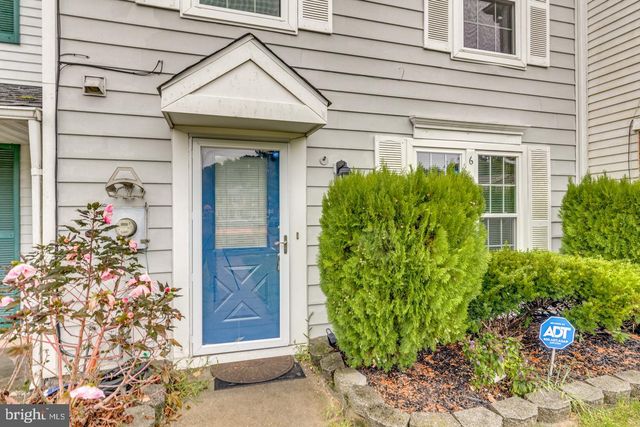 6 VICTORIA MANOR CT, Sicklerville, NJ 08081