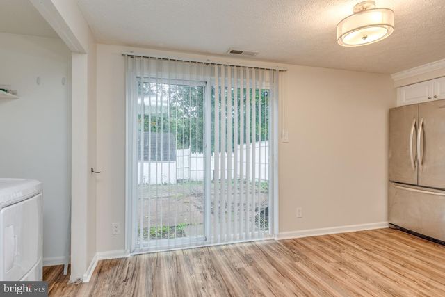 6 VICTORIA MANOR CT, Sicklerville, NJ 08081