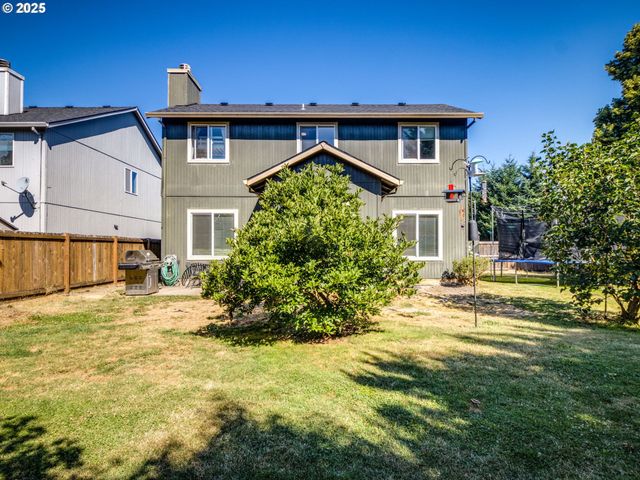 19122 LITTLE PLAINS Pkwy, Oregon City, OR 97045