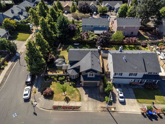 19122 LITTLE PLAINS Pkwy, Oregon City, OR 97045