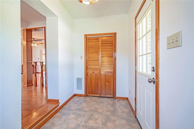 4165 East Texas Road, Allentown City, PA 18103
