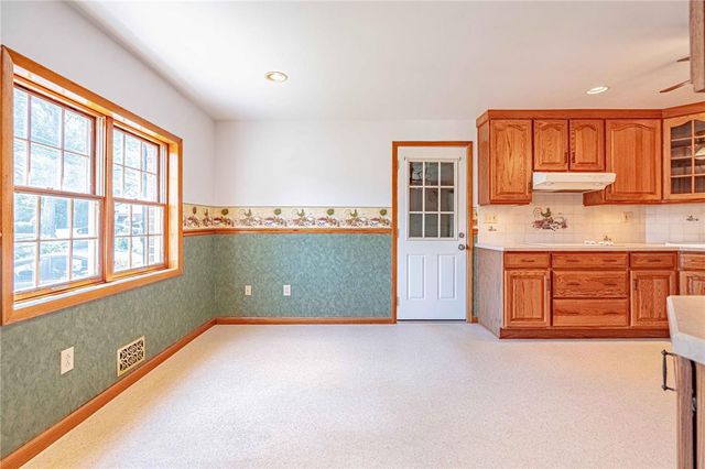 4165 East Texas Road, Allentown City, PA 18103
