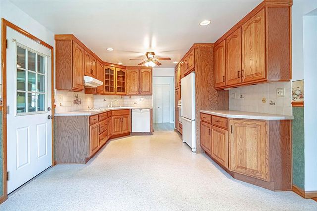 4165 East Texas Road, Allentown City, PA 18103