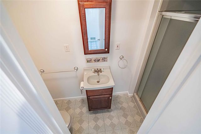 4165 East Texas Road, Allentown City, PA 18103
