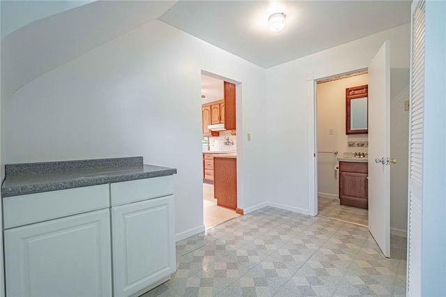 4165 East Texas Road, Allentown City, PA 18103