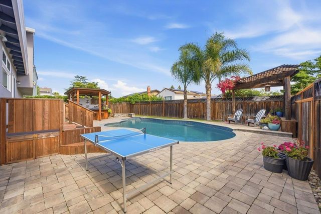 807 Colleen Drive, San Jose, CA 95123