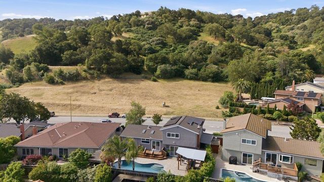 807 Colleen Drive, San Jose, CA 95123