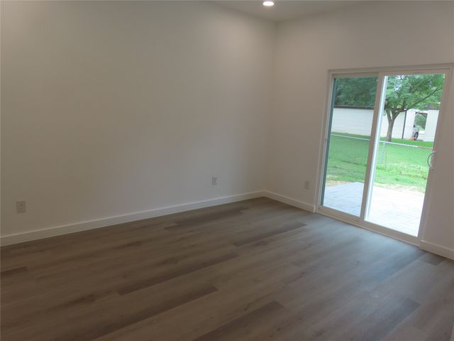 315 E Orville Street, Wills Point, TX 75169