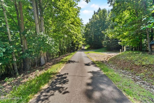 46 Buck Ridge Drive, Murphy, NC 28906